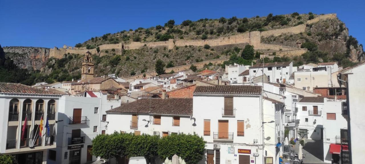 Muy Centrico La Plaza Apartment Chulilla Exterior foto